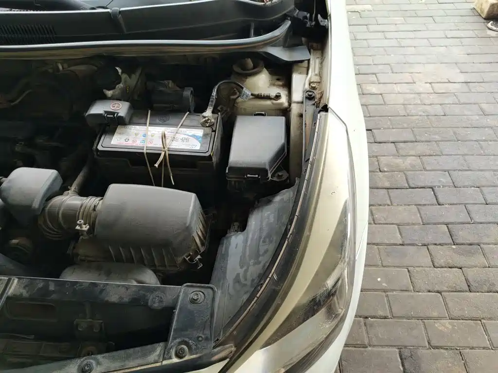 Hyundai Verna 2015 — фото 24