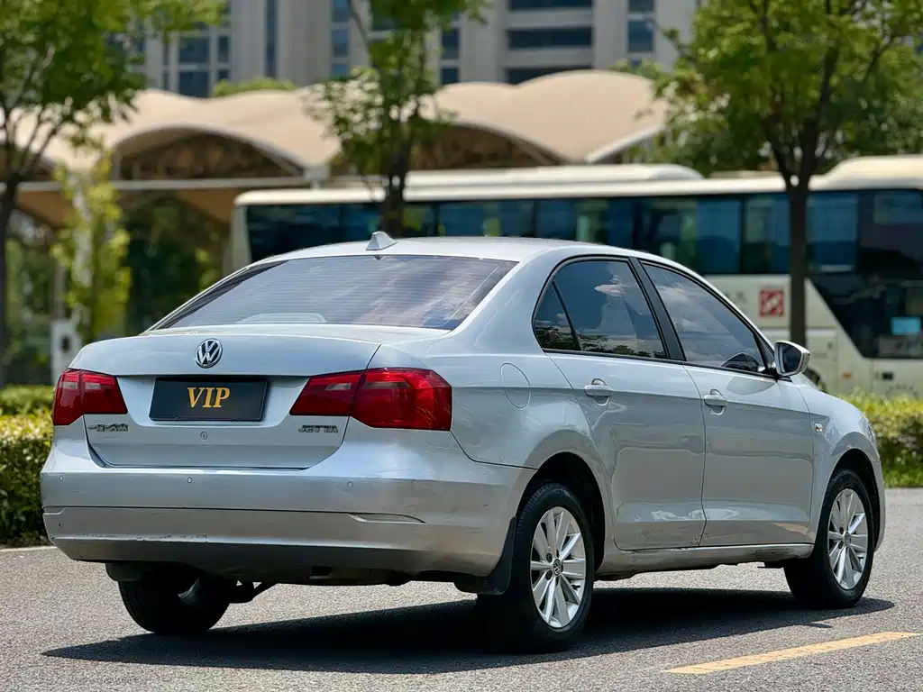 Volkswagen Jetta 2015