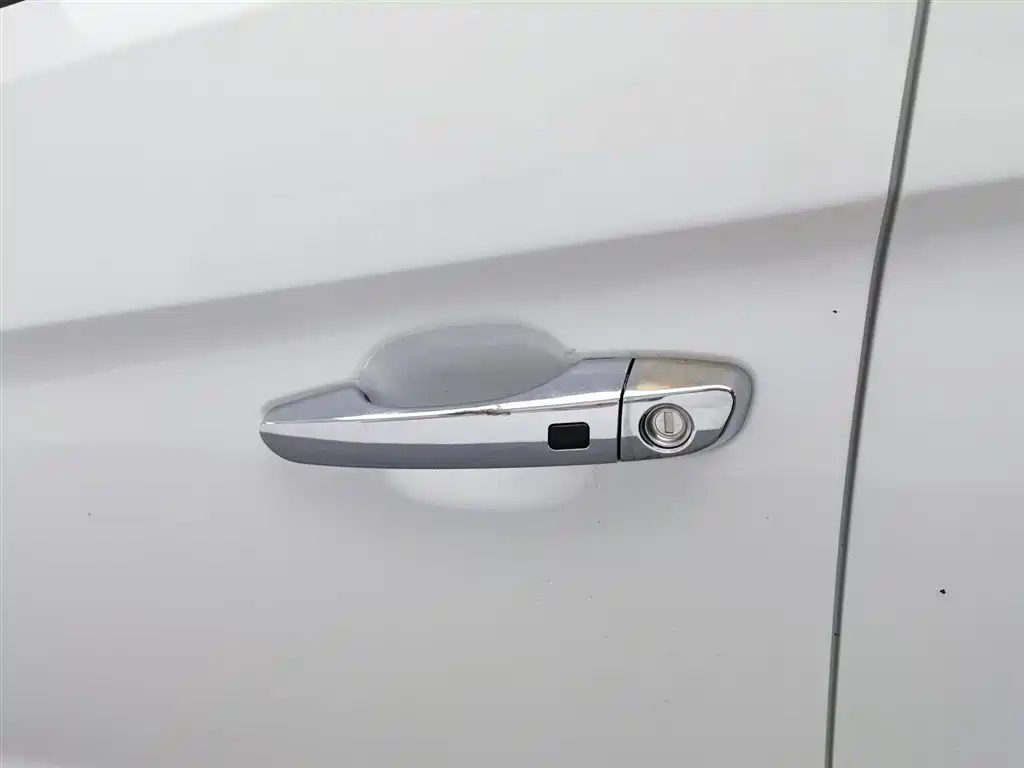 Hyundai ix25 2017 — фото 18