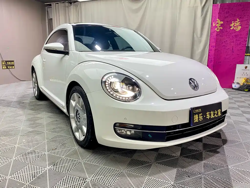 Volkswagen Beetle 2015 — фото 3