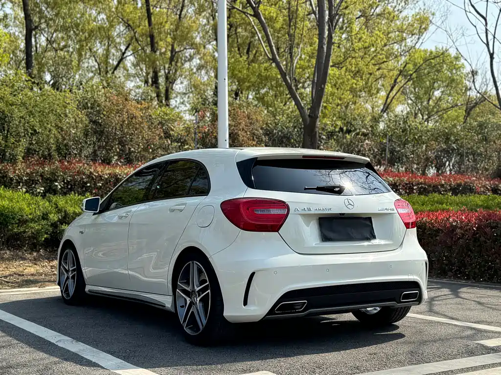 Mercedes-Benz A-Class AMG 2015 — фото 19
