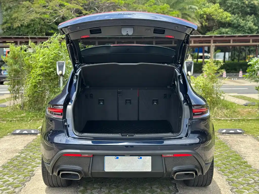 Porsche Macan 2022 — фото 9