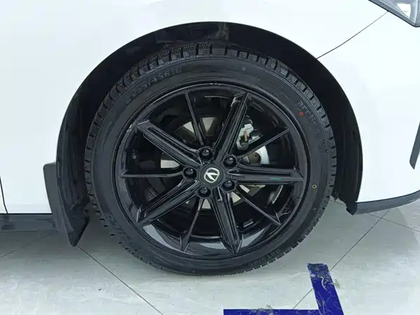 Changan UNI-V 2023
