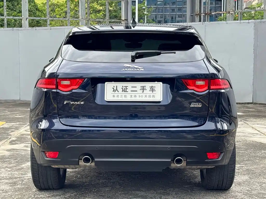Jaguar F-PACE 2020 — фото 10