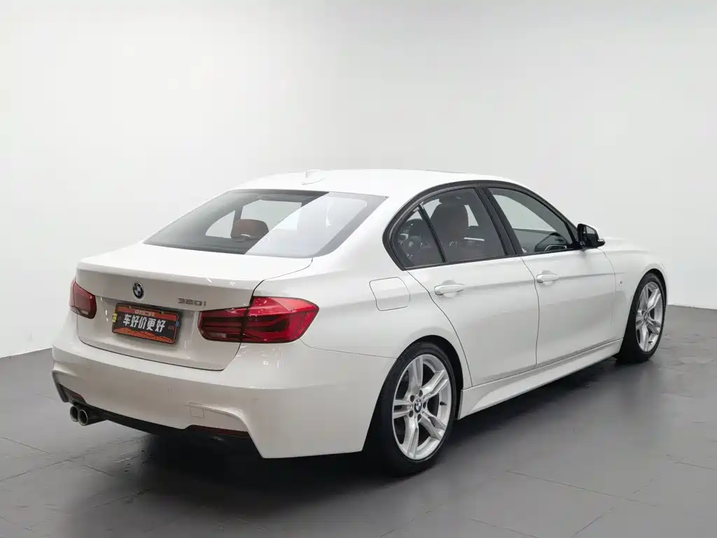 BMW 3 Series 2019 — фото 2