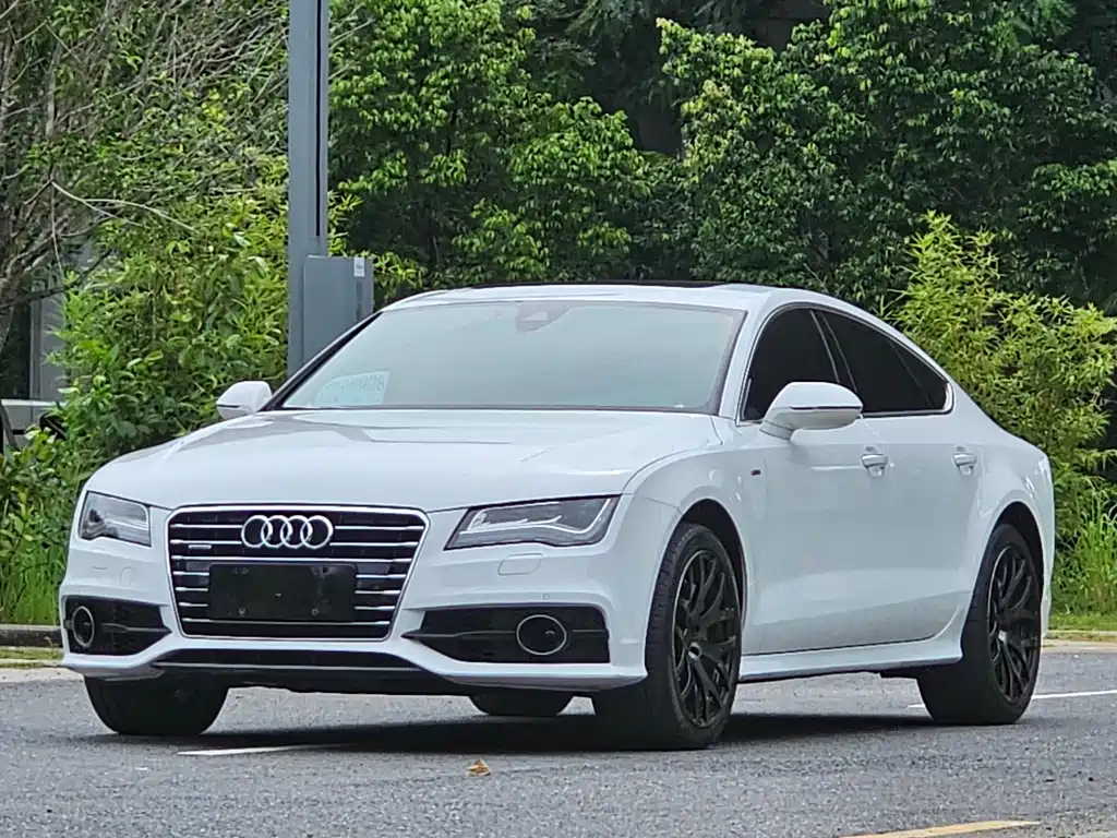 Audi A7 2013 — фото 1