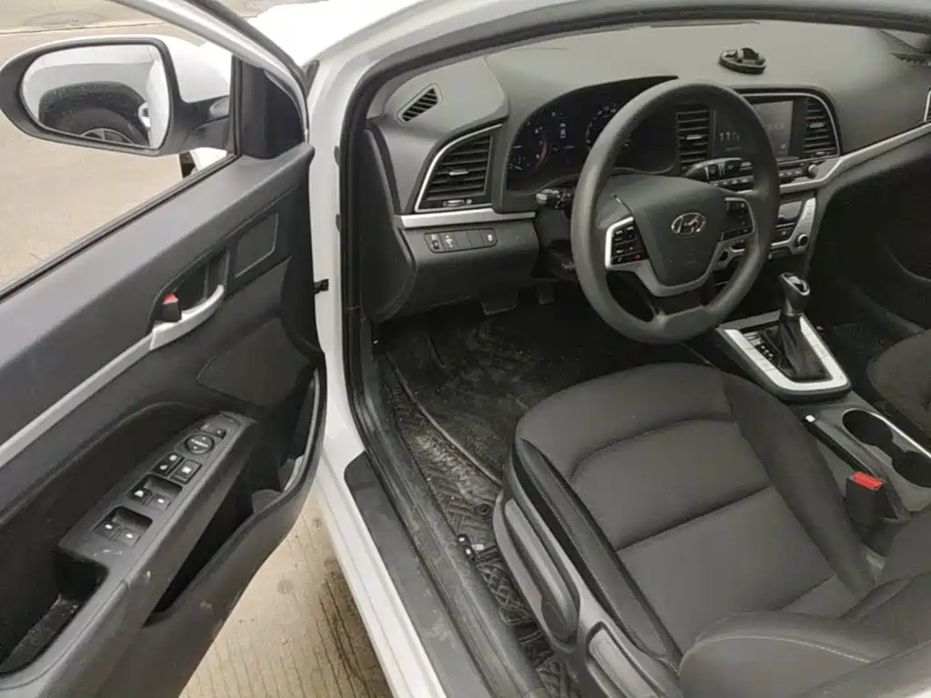 Hyundai Celesta 2016 — фото 12