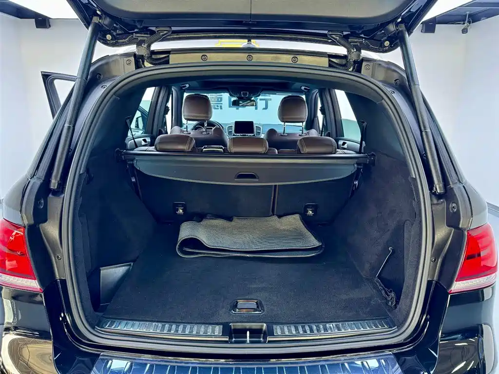 Mercedes-Benz GLE AMG 2020 — фото 23