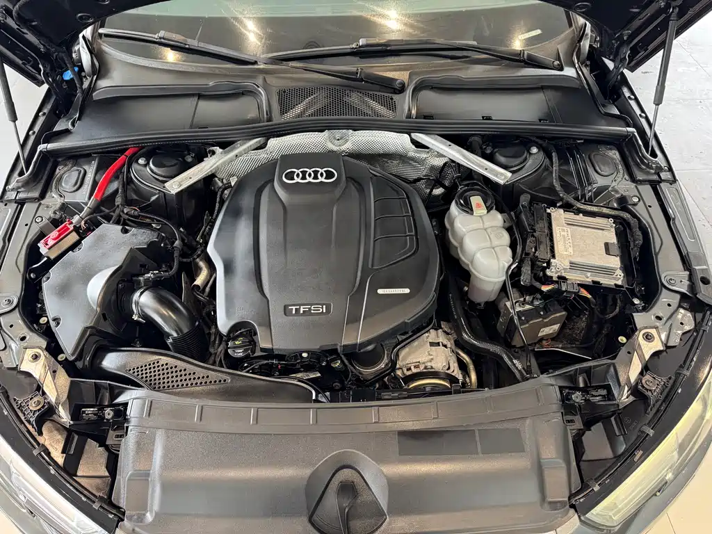 Audi A4L 2019 — фото 15