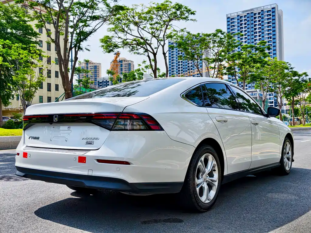 Honda Accord 2024 — фото 9