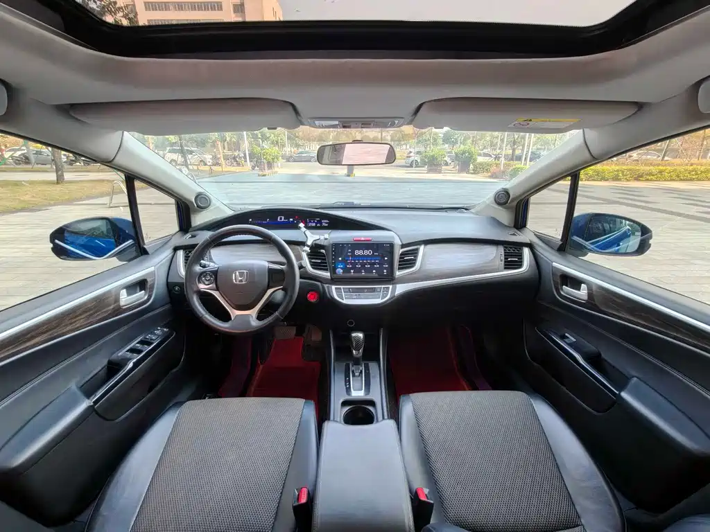Honda Jade 2018 — фото 11