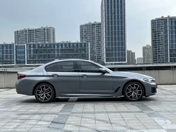 BMW 5 Series 2023
