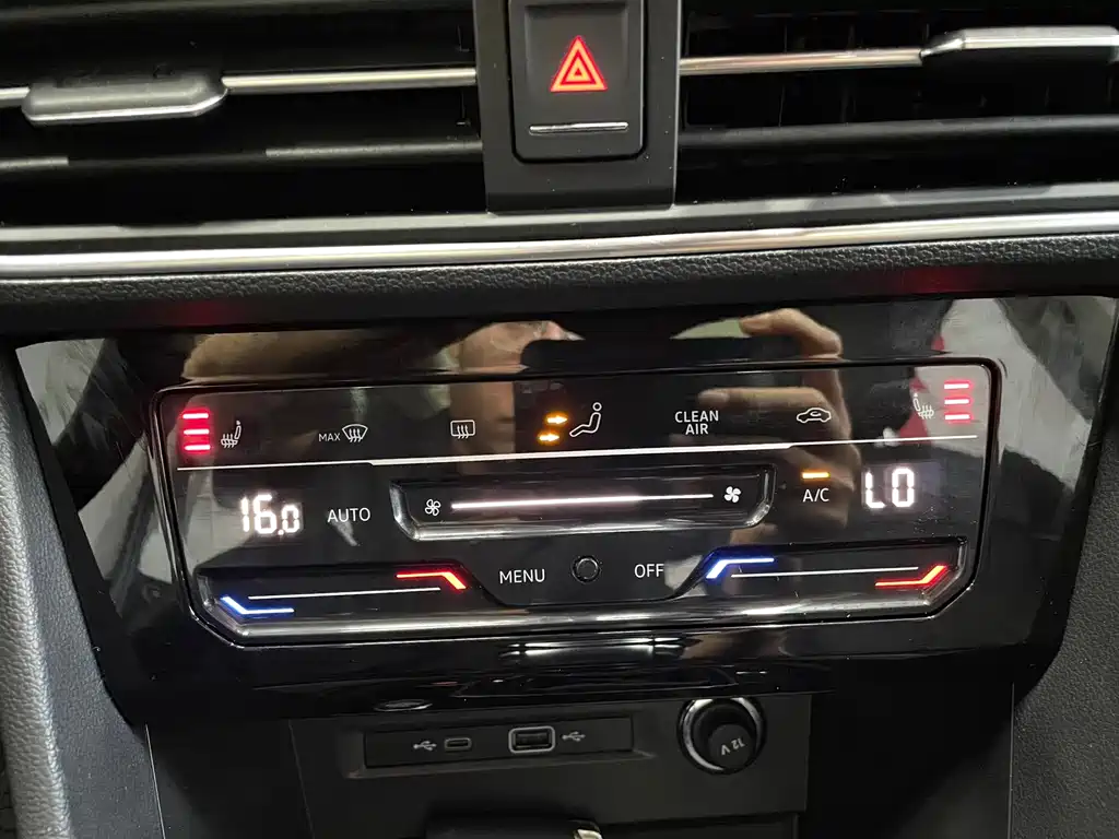 Volkswagen Tiguan L 2023 — фото 11