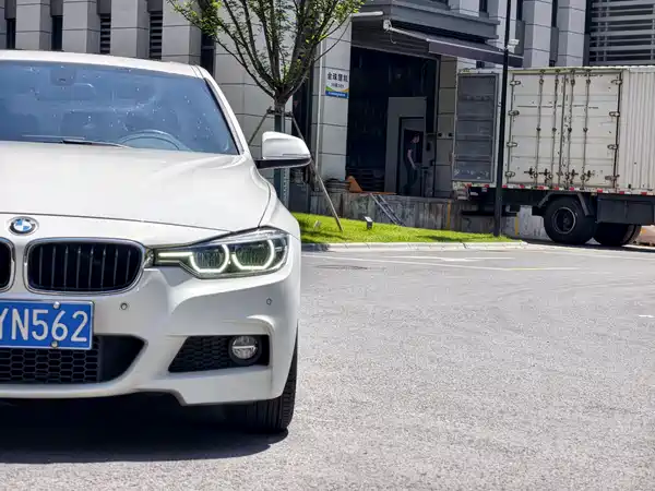 BMW 3 Series 2019