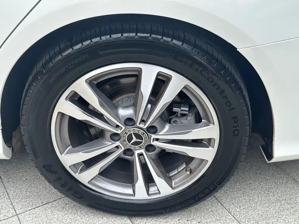 Mercedes-Benz C-Class 2020 — фото 17