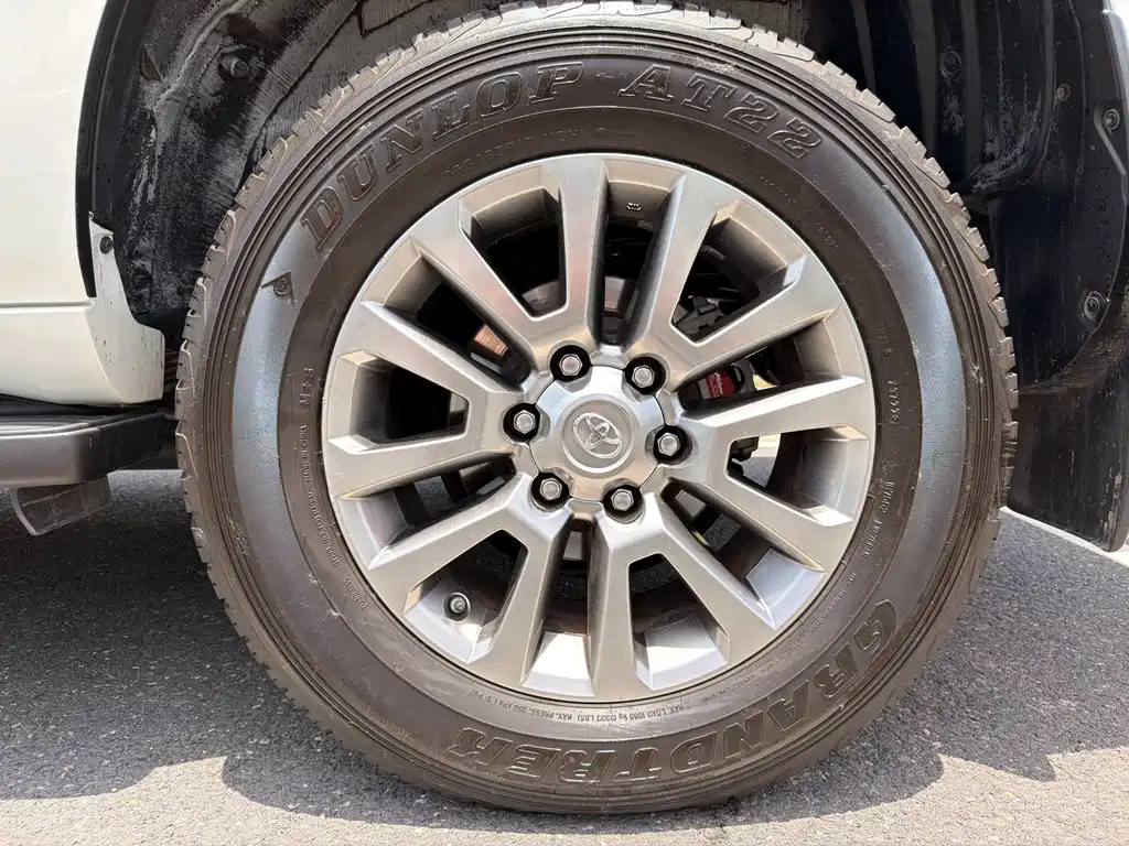 Toyota Prado 2019 — фото 12