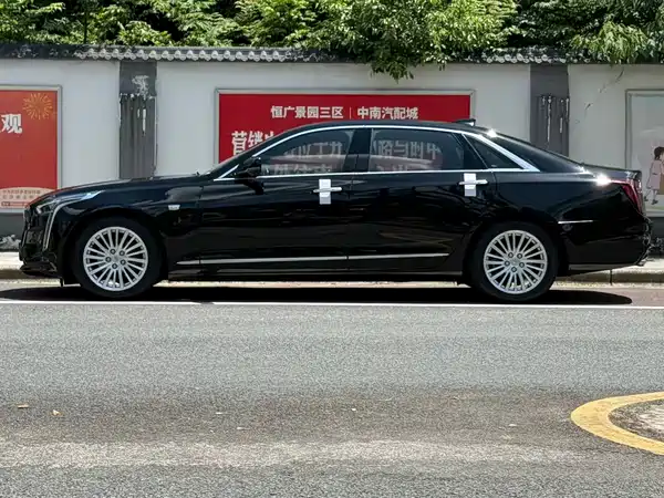 Cadillac CT6 2021