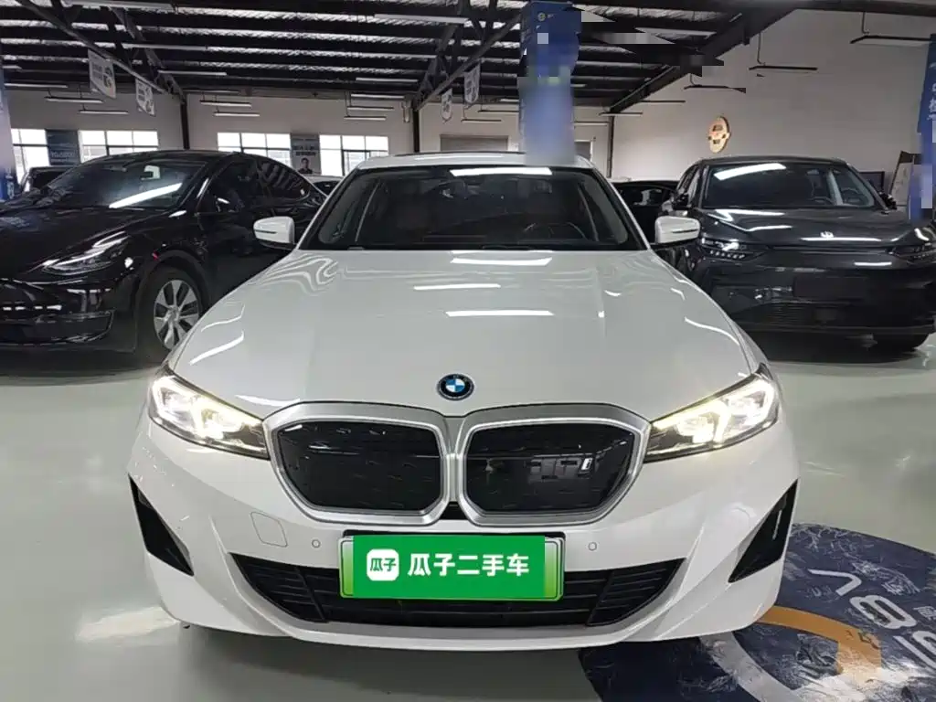 BMW i3 2024