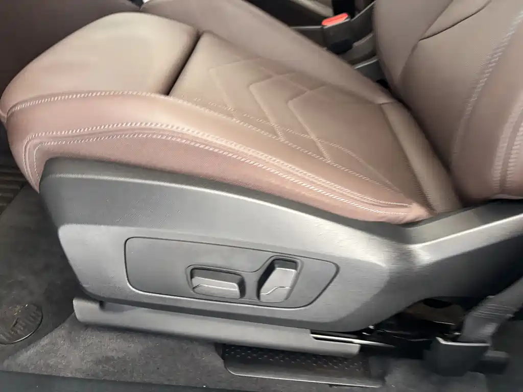 BMW X2 2025 — фото 13