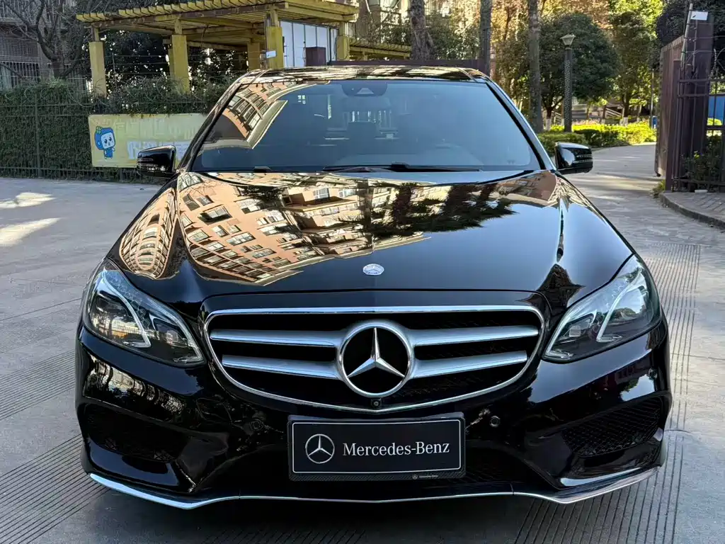 Mercedes-Benz E-Class 2014 — фото 17