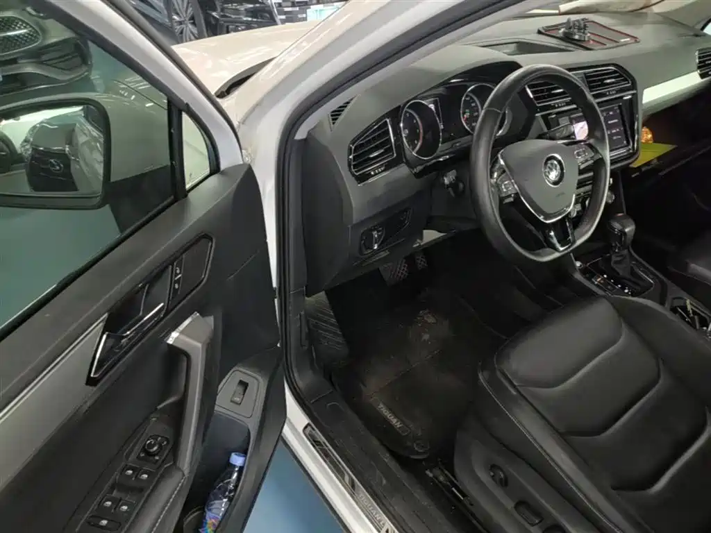 Volkswagen Tiguan L 2019 — фото 16