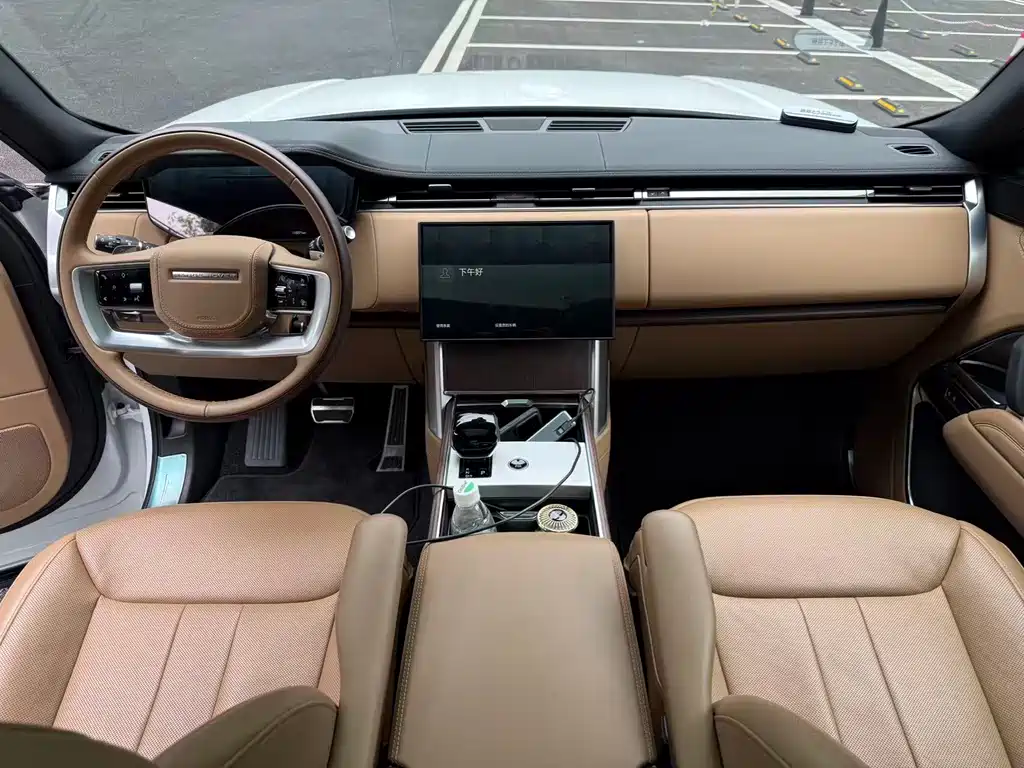 Land Rover Range Rover 2025 — фото 10