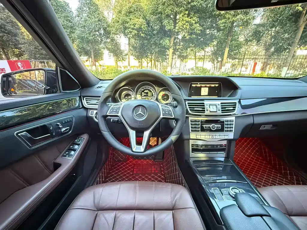 Mercedes-Benz E-Class 2014 — фото 24