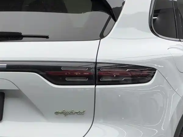 Porsche Cayenne New Energy 2019