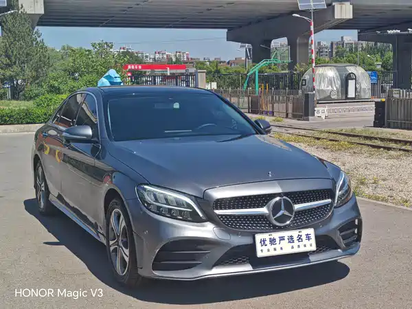 Mercedes-Benz C-Class 2019
