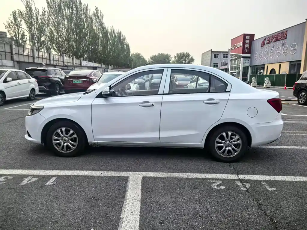 Changan V3 2016 — фото 7
