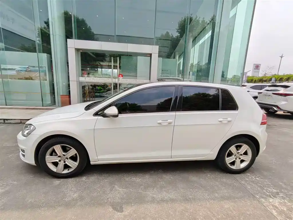Volkswagen Golf 2016