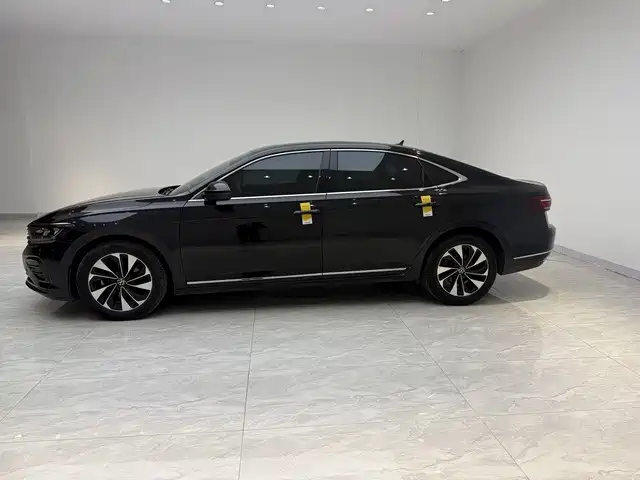 Volkswagen Passat 2022