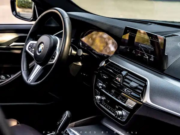 BMW 5 Series 2020
