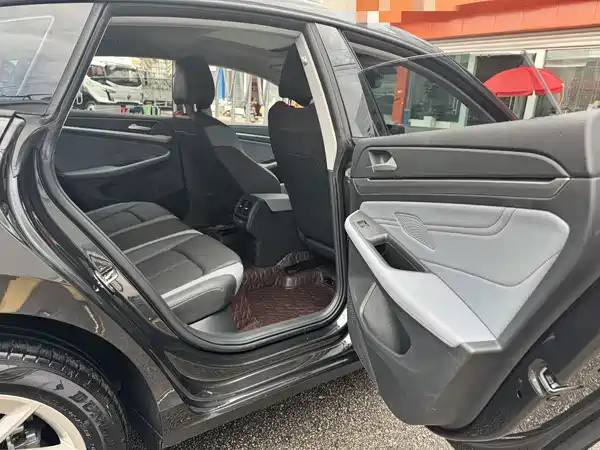 Volkswagen Lamando 2023