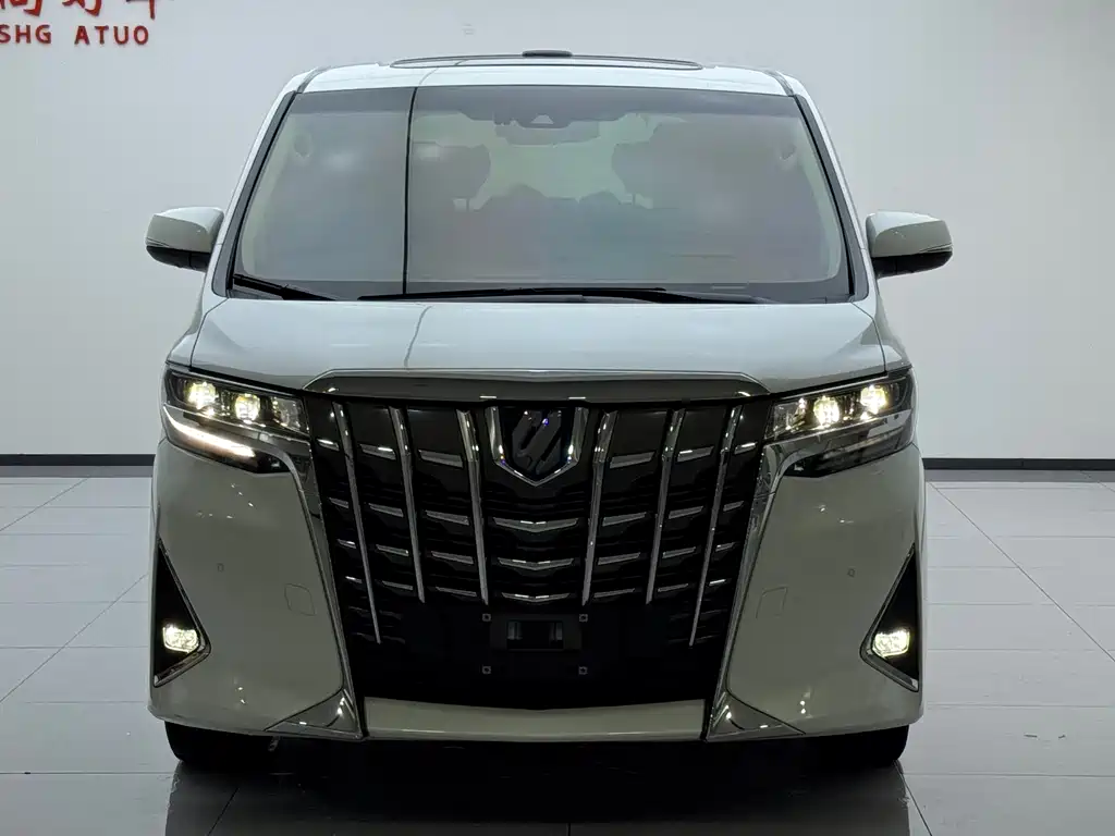 Toyota Alphard 2022 — фото 2