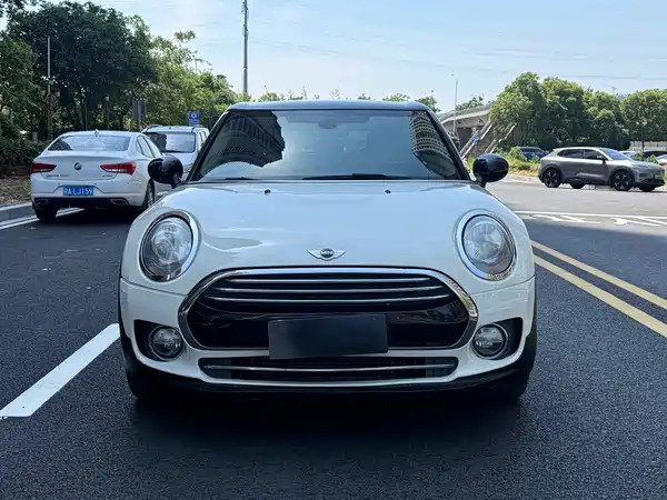 MINI Clubman 2016