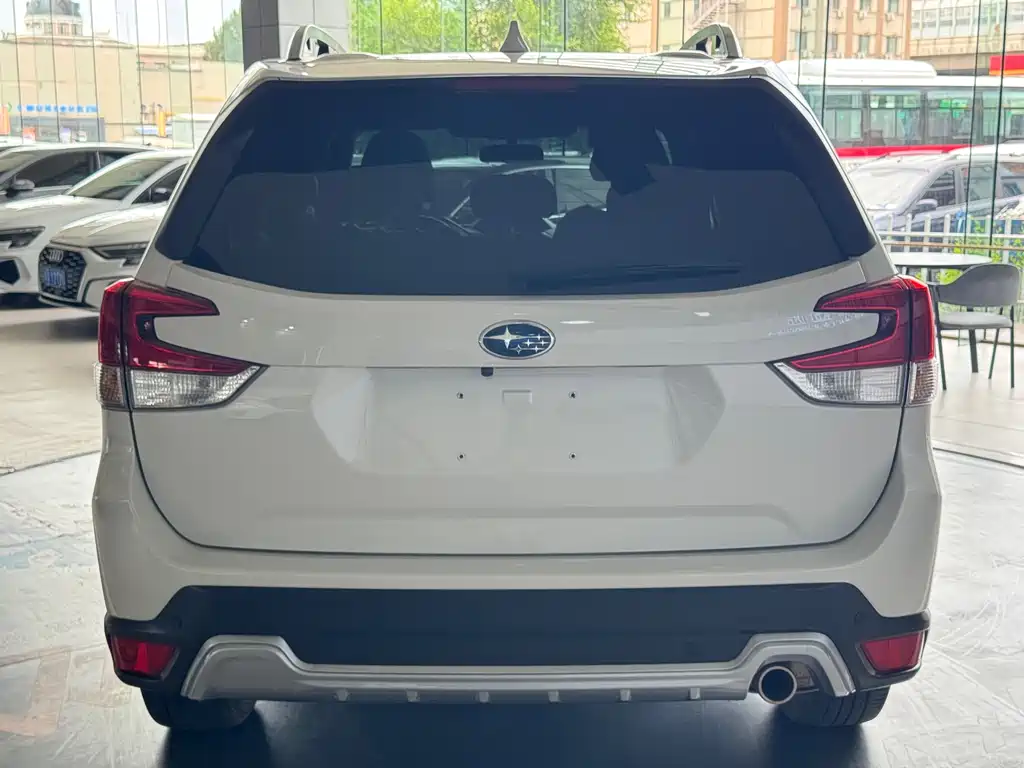 Subaru Forester 2022