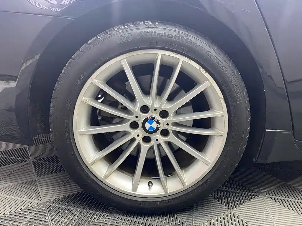 BMW 7 Series 2014 — фото 18