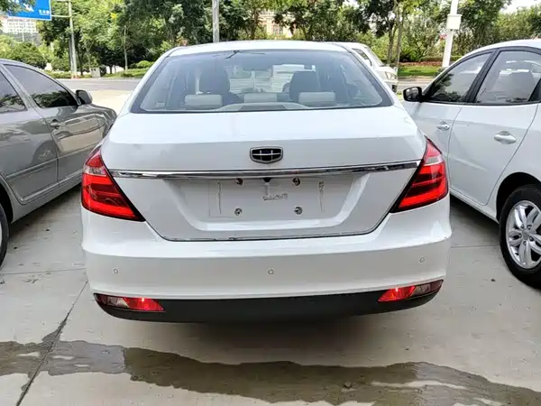 Geely Emgrand 2018