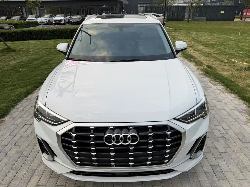 Audi Q3 2023