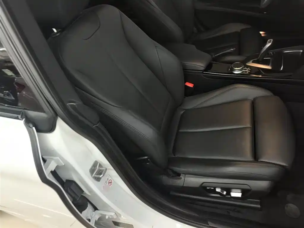 BMW 3 Series GT 2021 — фото 25