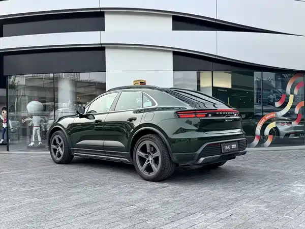 Porsche Macan New Energy 2025