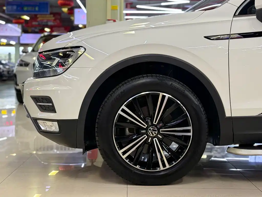 Volkswagen Tiguan L 2021