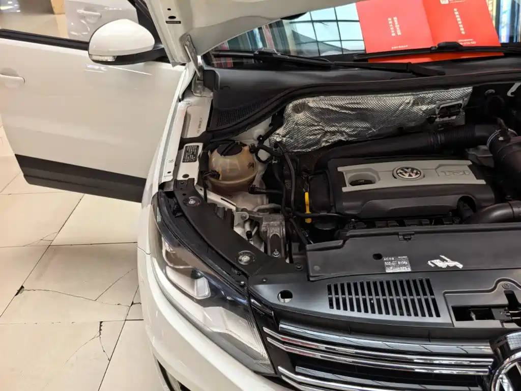 Volkswagen Tiguan 2017 — фото 19