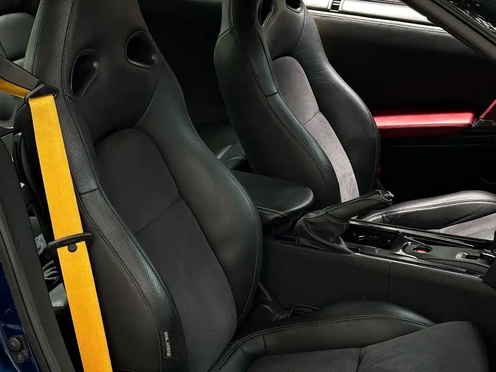Nissan GT-R 2013 — фото 10