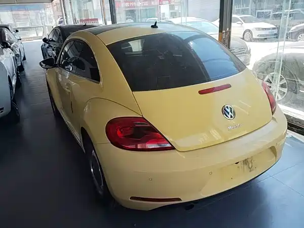 Volkswagen Beetle 2015