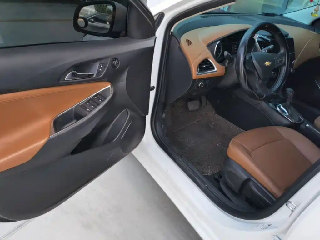 Chevrolet Cruze 2015 — фото 16