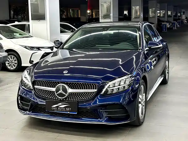 Mercedes-Benz C-Class 2020