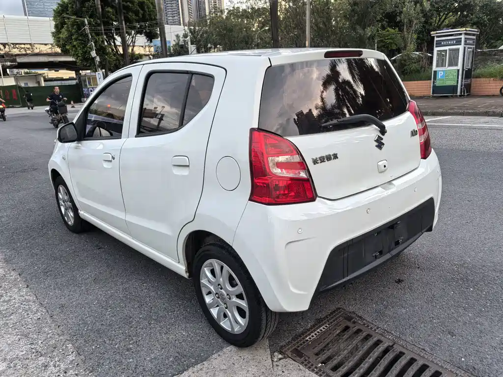 Suzuki Alto 2017 — фото 5