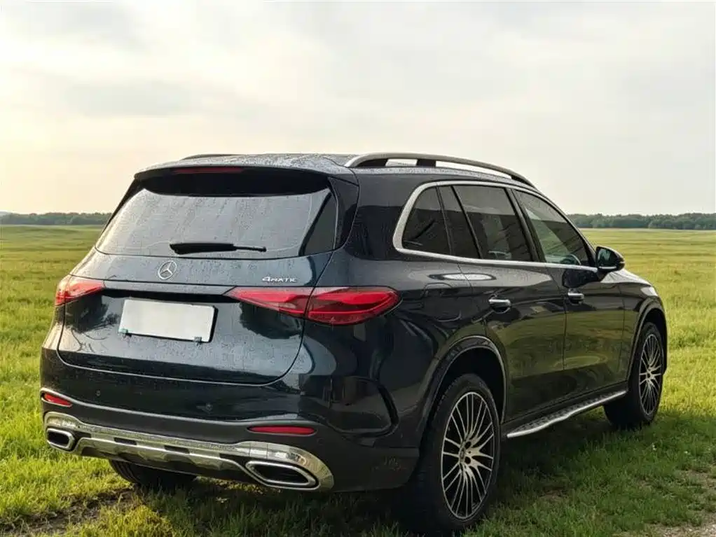 Mercedes-Benz GLC 2023
